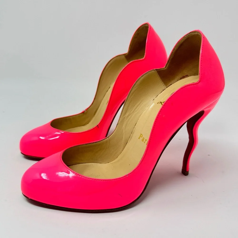 Christian Louboutin Pink Wavy Dolly Patent Heels Size 35.5